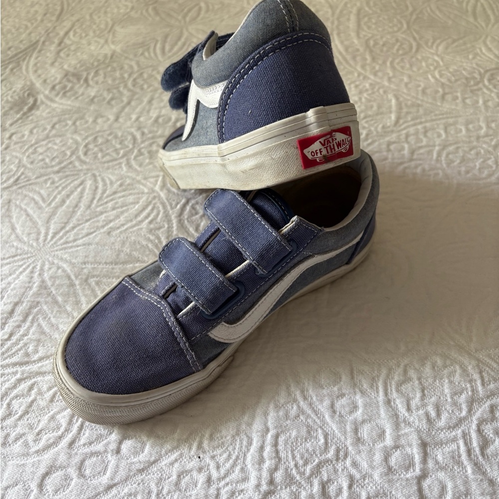 Vans Kids Navy and White Velcro Sneakers boys shoes size 3 boys